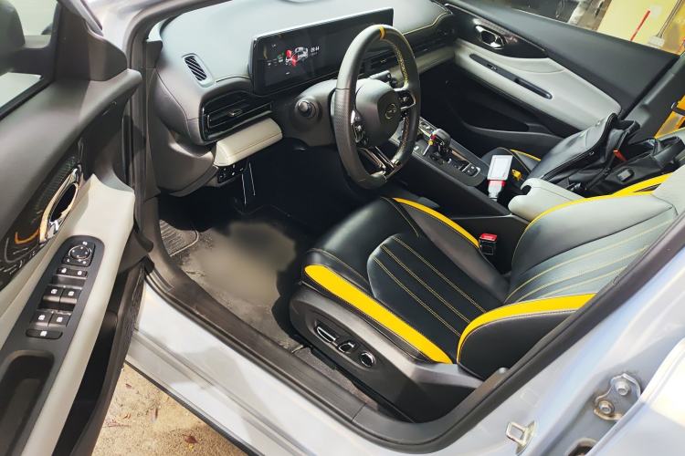 Used GAC Trumpchi EMPOW 2023 Shadow Leopard H Smart Hybrid Edition