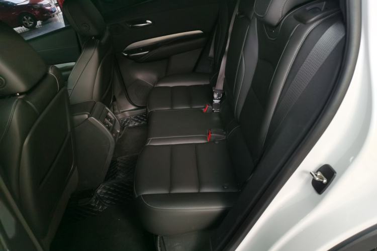 Used Cadillac XT4 2018 28T Two-Wheel Drive Leading Version