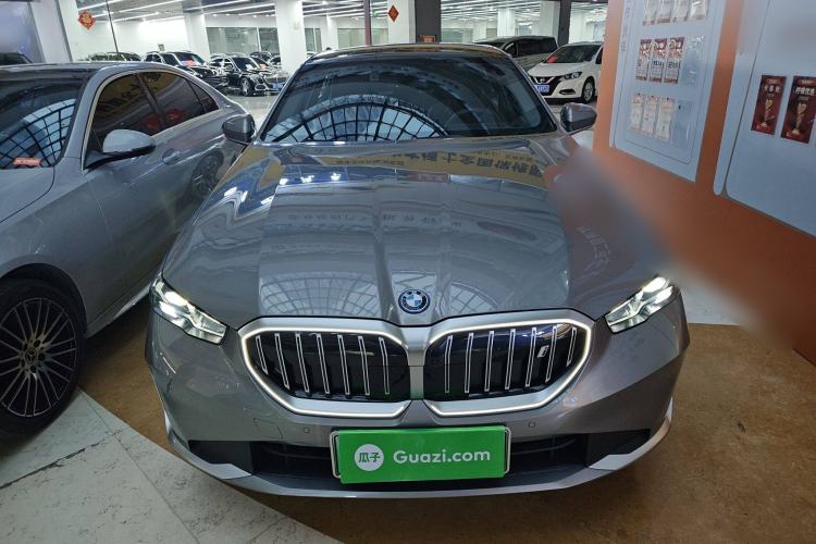 Used BMW i5 2024 eDrive 35L Prestige Luxury Package
