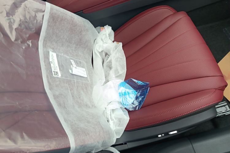 Used Hongqi H5 2025 1.5T DCT Qiyun 500 000th Unit Commemorative Edition
