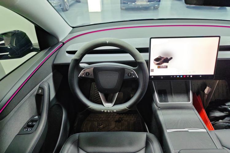 Used Tesla Model Y 2025 Rear-Wheel-Drive Version