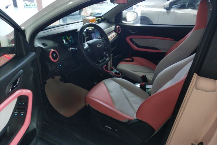 Used Chery Little Ant 2023 Updated Version 251 km Love Edition Lithium Iron Phosphate
