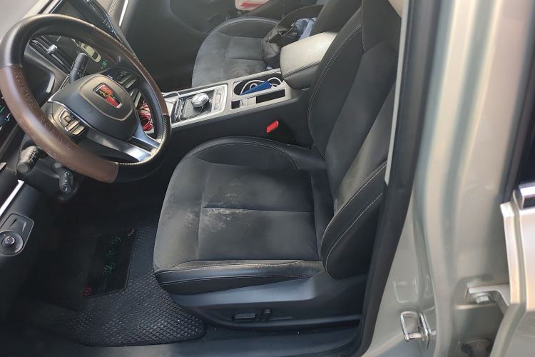 Used Roewe i6 New Energy 2017 45T Hybrid Connective Smart Luxury Edition
