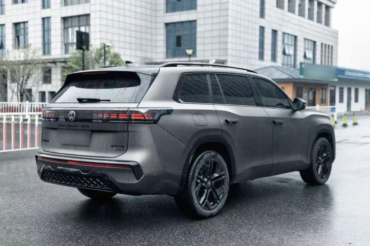 Used Volkswagen Teramont 2025 Tiguan Pro 450TSI Four-Wheel Drive Summit Edition
