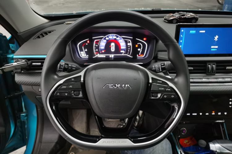 Used Dongfeng Aeolus Yixuan 2021 230T Automatic Chasing Shadow Edition Steering Wheel