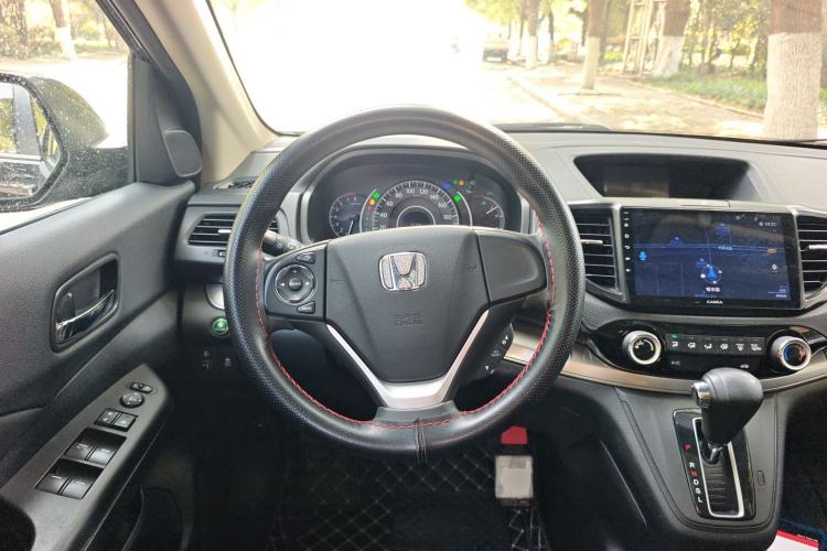 Used Honda CR-V 2015 2.0L two-wheel drive Fashion Edition