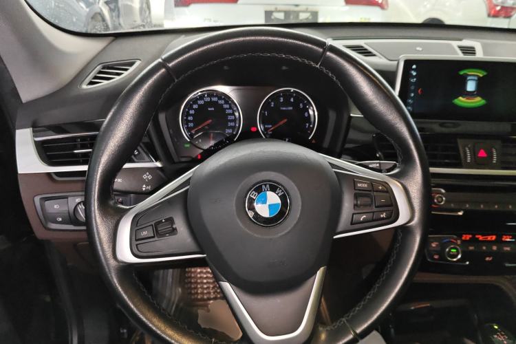 Used BMW X1 New Energy 2019 xDrive25Le Mileage Upgrade Version Steering Wheel