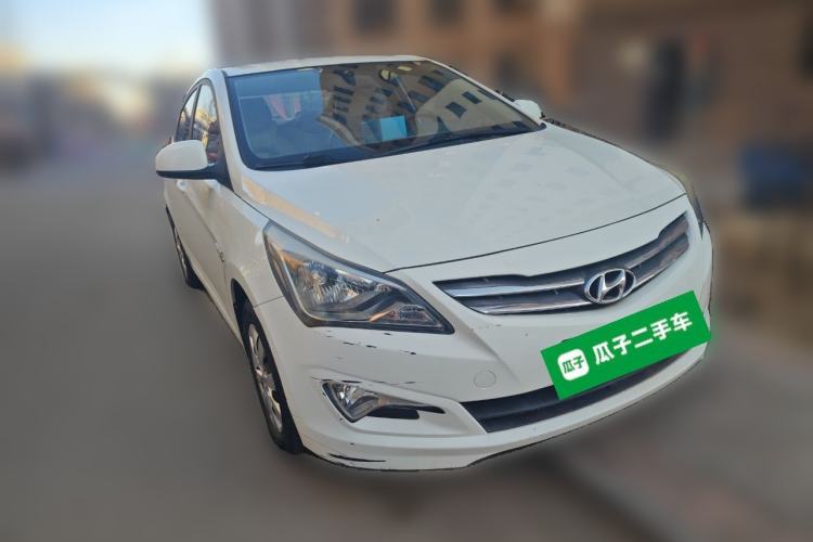 Used Hyundai Verna (older generation) 2014 1.4L Manual Smart GLS Trim Exterior 2
