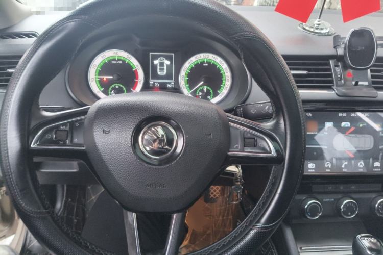 Used Skoda Octavia 2018 TSI230 DSG Luxury Edition