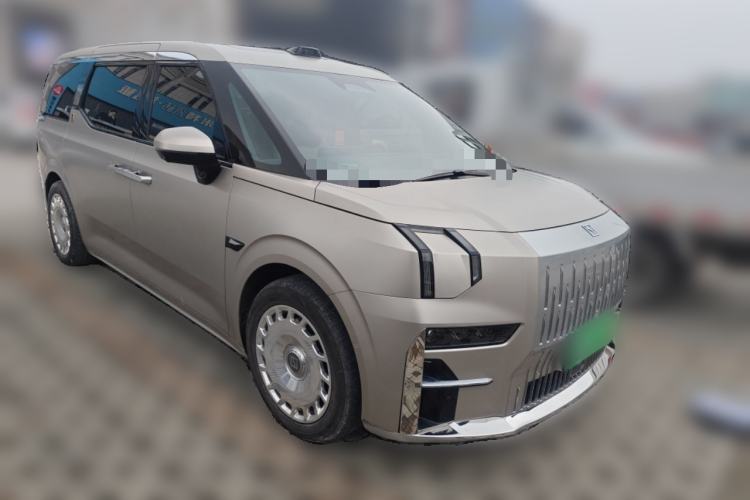 Used Zeekr 009 2022 WE Edition
