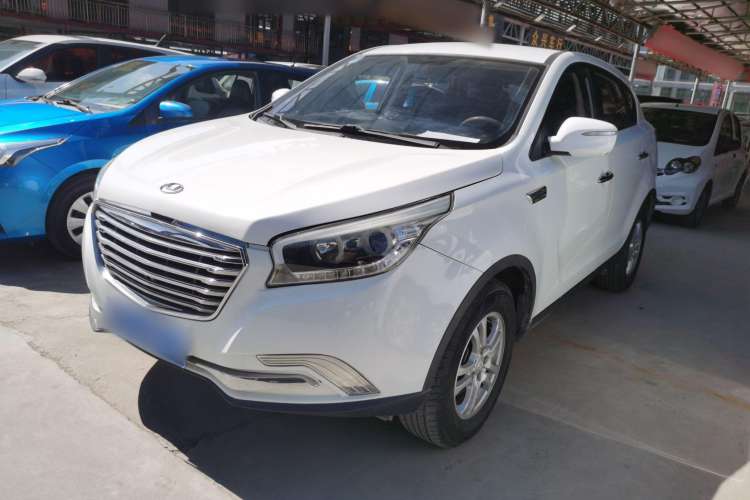 Used Huatai Santa Fe 2017 1.5T Gasoline Manual Two-Wheel-Drive Elite Model