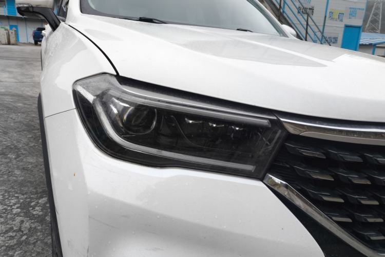 Used Brilliance V7 2018 280T Manual Luxury 5-Seater
