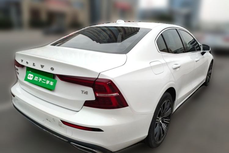 Used Volvo S60 2021 T4 Zhiyuan Luxury Edition
