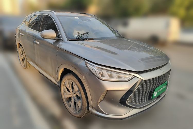 Used BYD Song PLUS New Energy 2021 DM-i 51KM Prestige Model Front Right 45 Deg