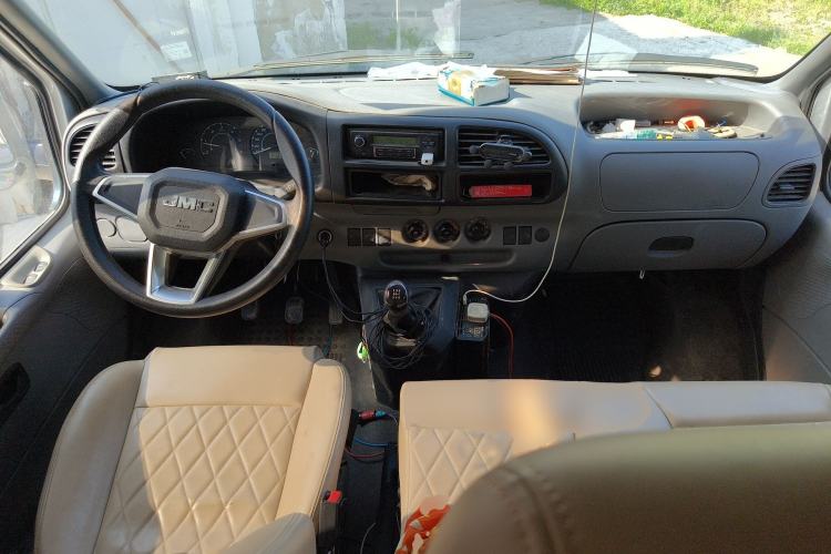 Used JMC Transit 2019 2.8T Commercial Version Short Wheelbase Mid-Roof 6-Seater China VI JX493