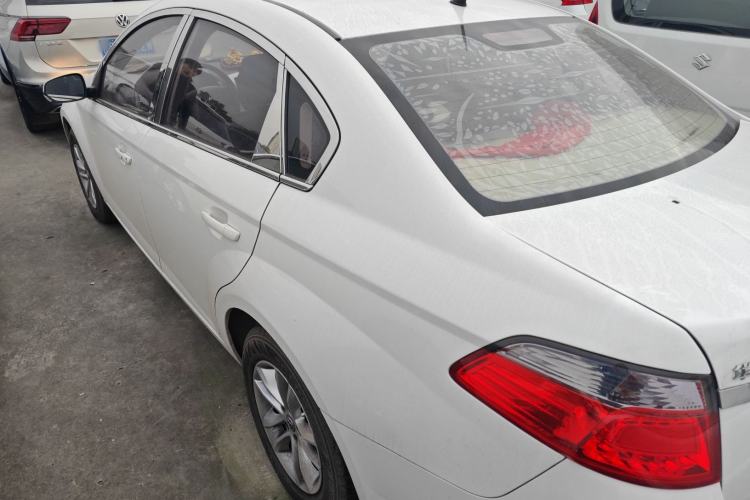 Used Brilliance H330 2013 1.5L Manual Luxury Model
