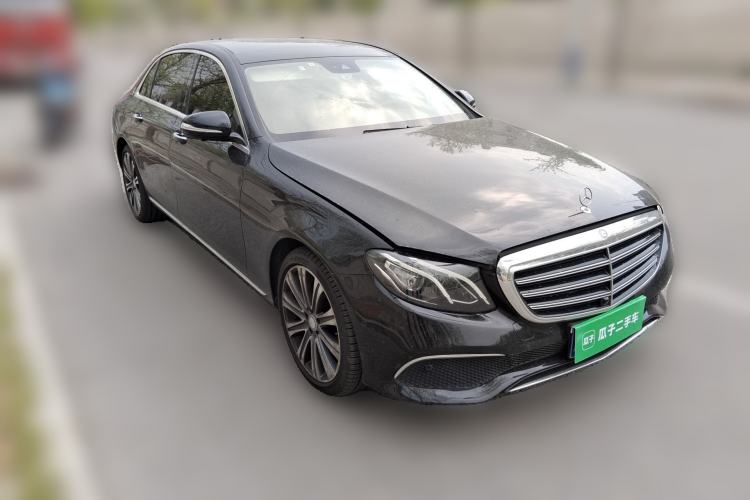 Used Mercedes-Benz E-Class 2016 E 300 L Luxury Model Front Right 45 Deg