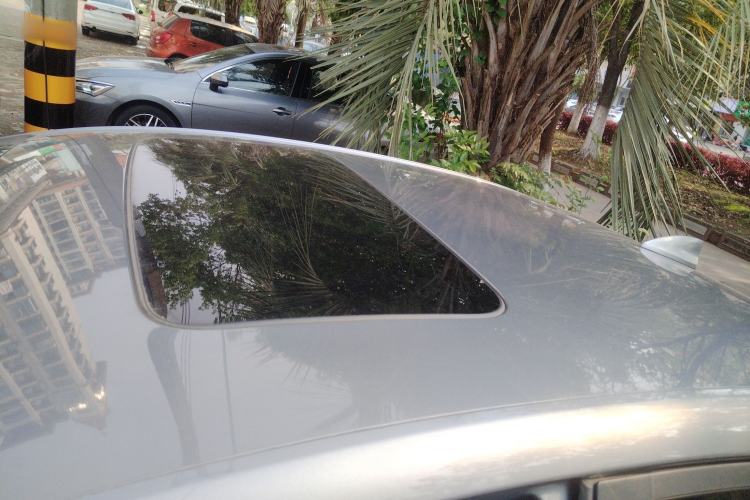 Used Chevrolet Monza 2020 Light Hybrid RS 330T Automatic Thrill Edition Roof