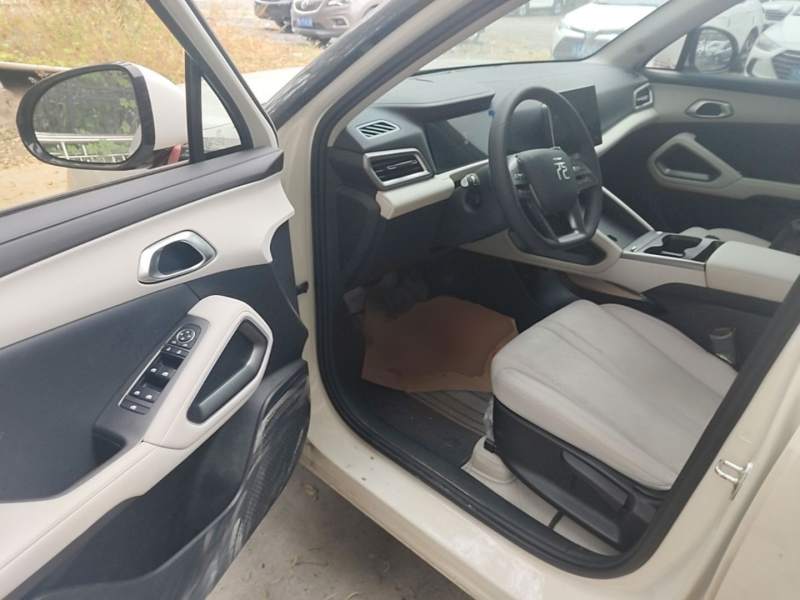 Used BYD Yuan UP 2025 Model 301KM Leading Version — 15