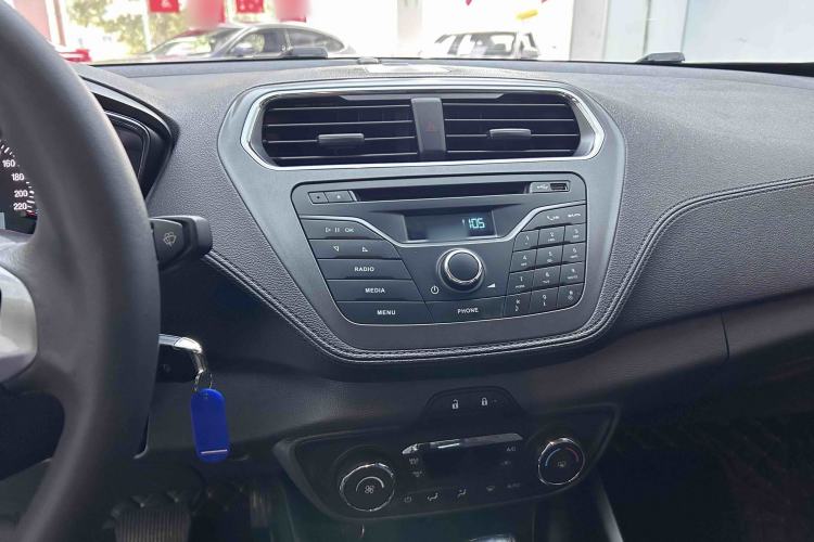 Used Ford Escort 2015 1.5L Automatic Fashion Model