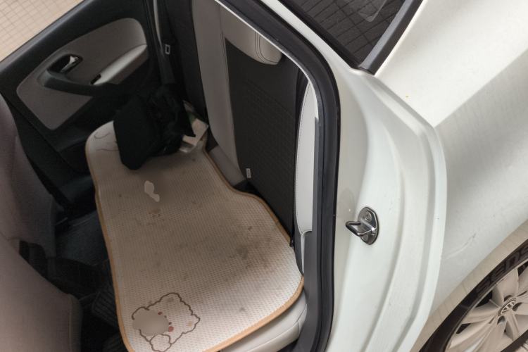 Used Volkswagen Polo 2014 1.6L Automatic Comfort Edition
