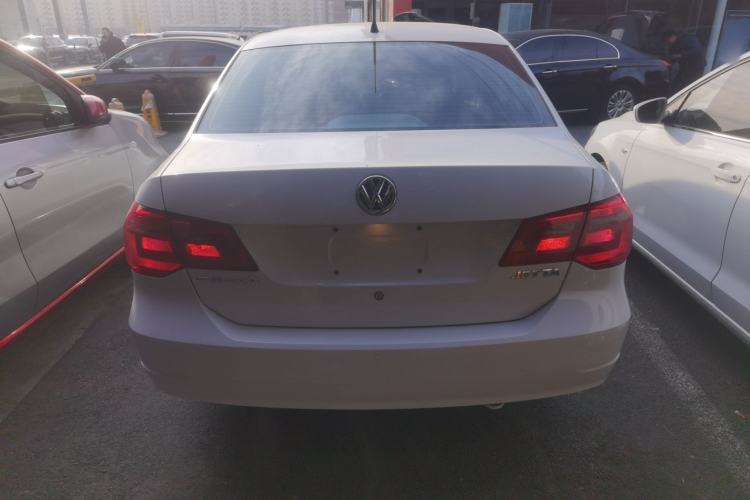 Used Volkswagen Jetta 2015 Value Edition 1.6L Automatic Comfort Version
