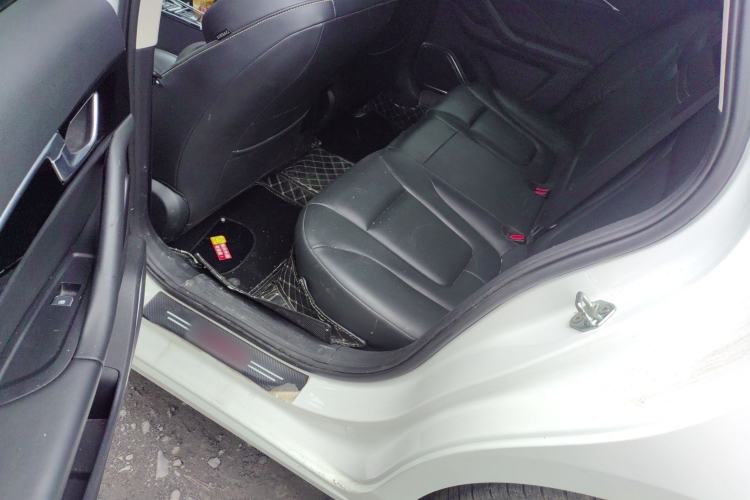 Used Bestune B70 2023 Third Generation 1.5T Automatic Enjoyment Version Left Rear Seat