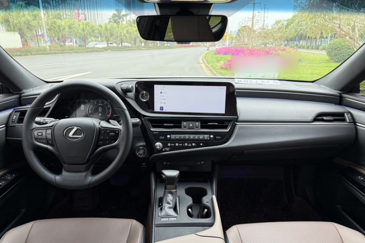 Used Lexus ES 2023 200 Excellence Edition