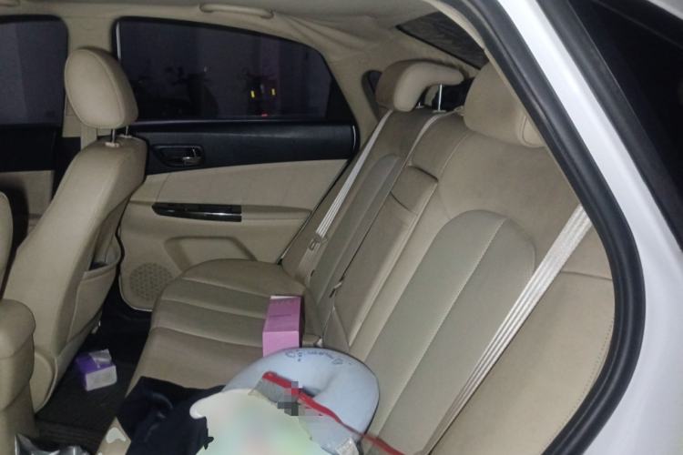 Used CHANGAN Eado 2015 1.6L Automatic Luxury Model
