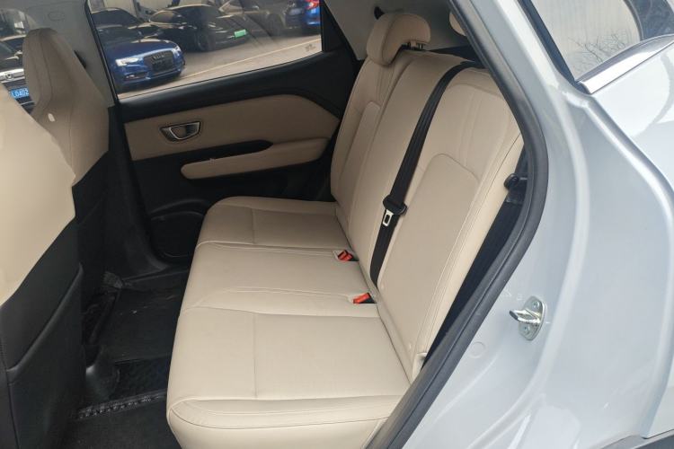 Used Wuling Bingo PLUS 2024 330 km Range Five-Seater Version