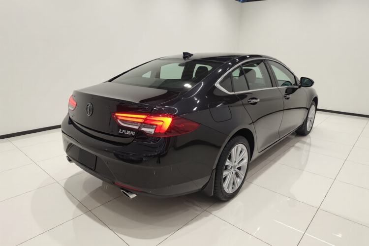 Used Buick Regal 2022 652T Smart Enjoyment Version Rear Right 45 Deg