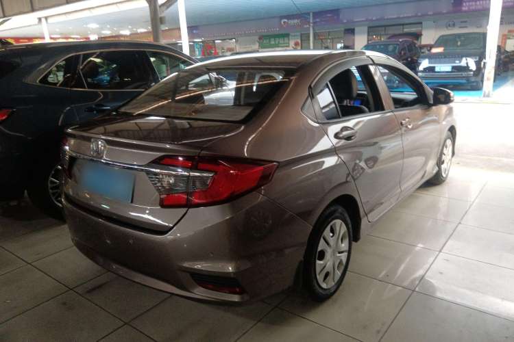 Used Honda Greiz 2016 1.5L CVT Classic Edition