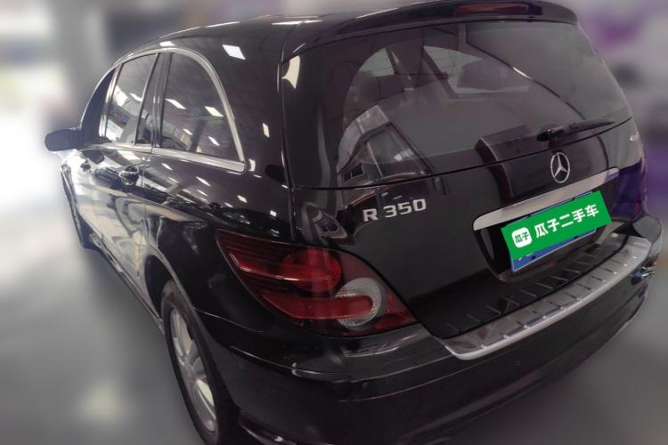 Used Mercedes-Benz R-Class 2010 R 350 L 4MATIC Grand Edition Rear Left 45 Deg