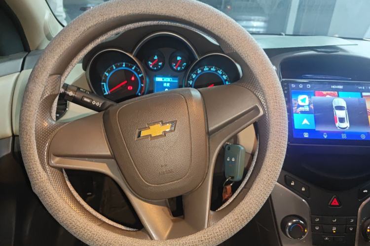 Used Chevrolet Cruze 2015 1.5L Classic SE MT