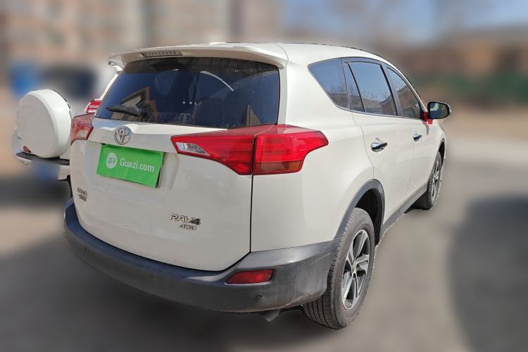 Used Toyota RAV4 2015 2.0L CVT Four-Wheel Drive New Edition