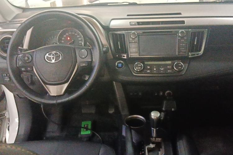Used Toyota RAV4 2013 2.0L CVT Four-Wheel Drive New Edition
