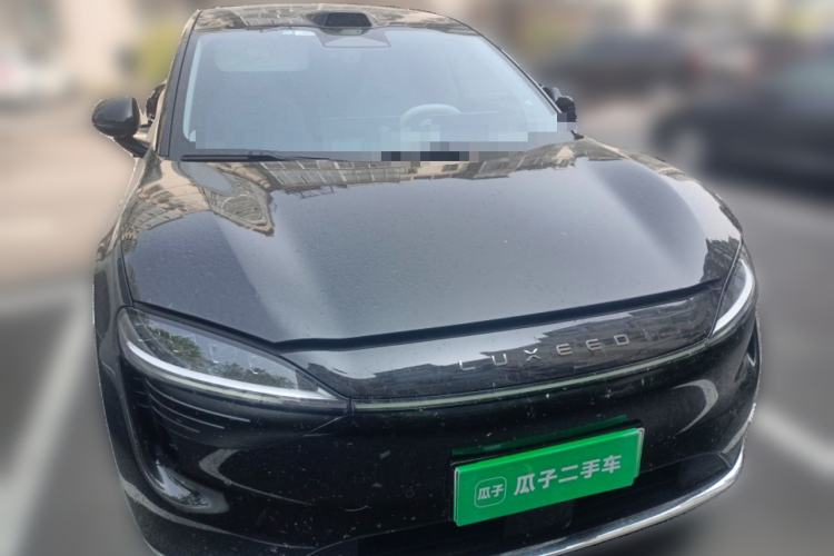 Used Hima Luxeed R7 2024 All-Electric 802 km Max Front