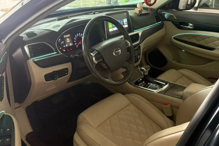 Used GAC Trumpchi GA8 2017 280T Executive Edition
