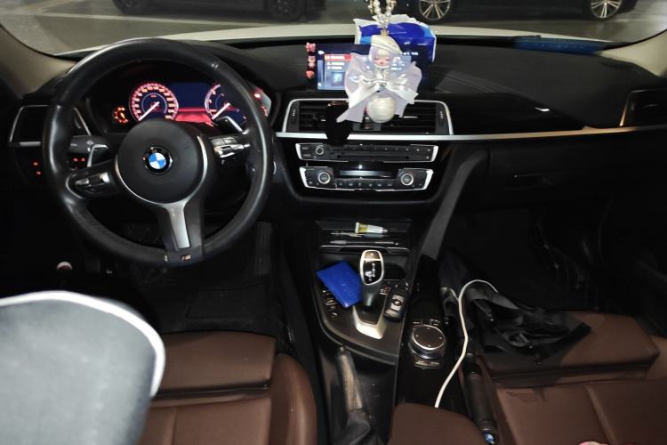 Used BMW 3 Series 2019 320Li M Luxury Package Center Console