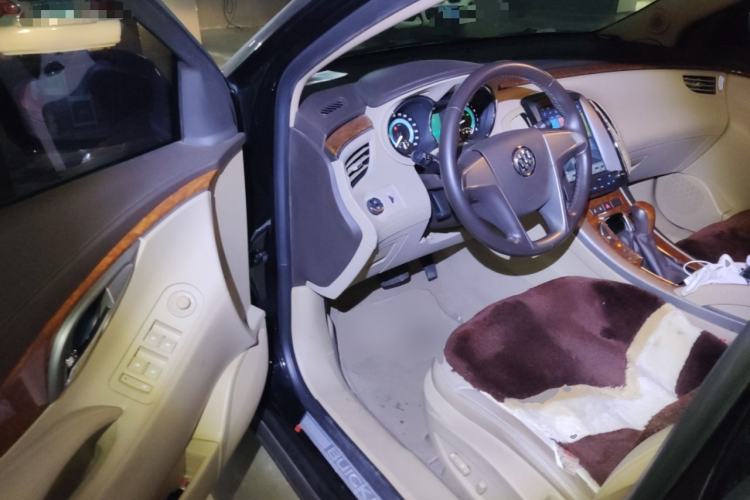 Used Buick LaCrosse 2012 2.4L SIDI Elegant Edition