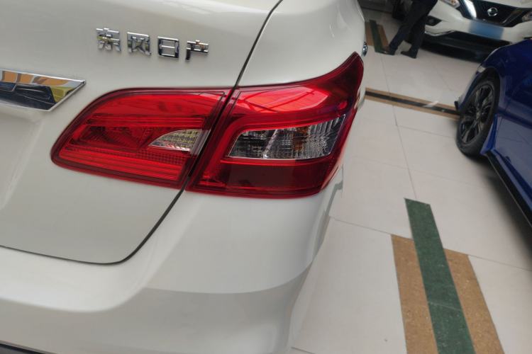 Used Nissan Sylphy 2024 Facelifted Three Classic 1.6XE CVT Comfort Edition Right Rear Taillight