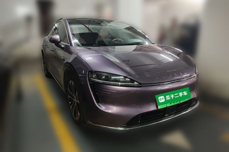 Used Hima Luxeed R7 2024 Pure Electric 667km Pro Front Right 45 Deg