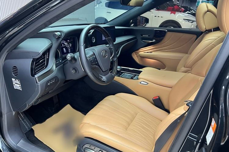 Used Lexus LS 2021 500h Luxury Edition
