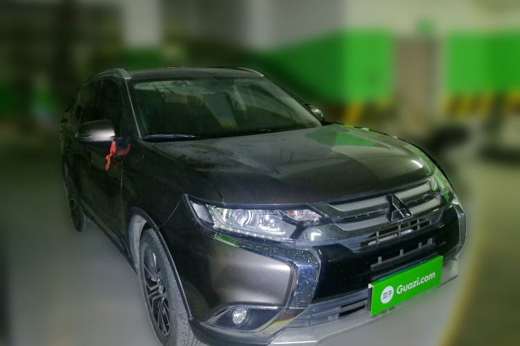 Used Mitsubishi Outlander 2018 2.0L Two-Wheel Drive Glory Edition 5 Seats