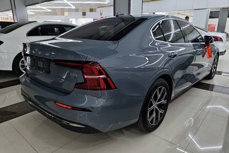 Used Volvo S60 2023 B4 Zhiyi Luxury Edition Rear Right 45 Deg