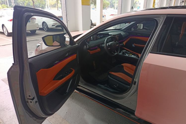 Used CHANGAN UNI-V 2023 1.5T Sport Edition
