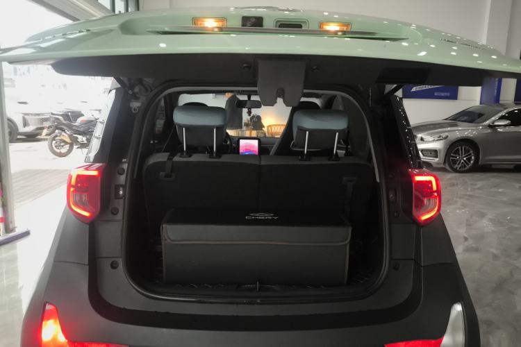 Used Chery QQ Little Ant 2022 Sweet Pink Edition Half-Sugar Version Lithium Iron Phosphate 29.2 kWh 30 kW 301 km