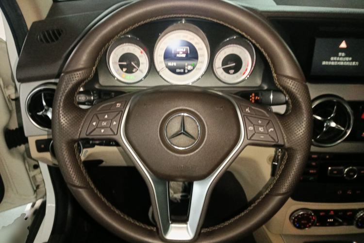 Used Mercedes-Benz GLK-Class 2014 GLK 260 4MATIC Dynamic Model