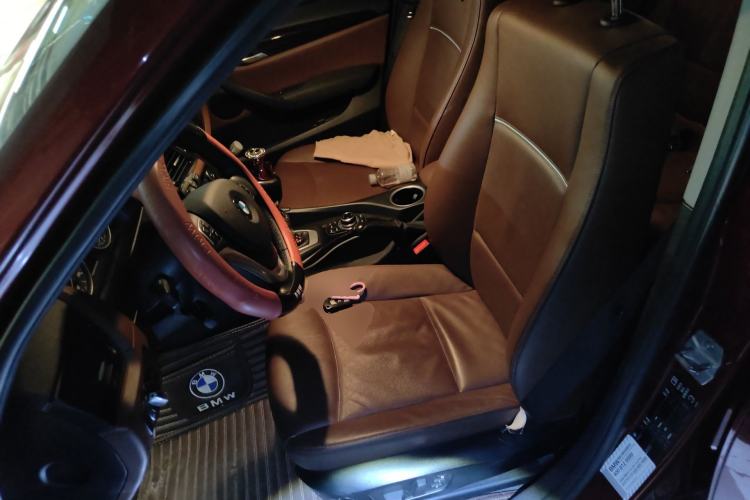 Used BMW X1 2015 sDrive18i Leading Edition
