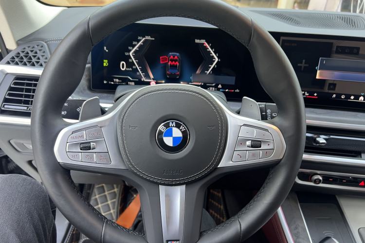 Used BMW X5 2023 xDrive 30Li Luxury M Sport Night Edition Package
